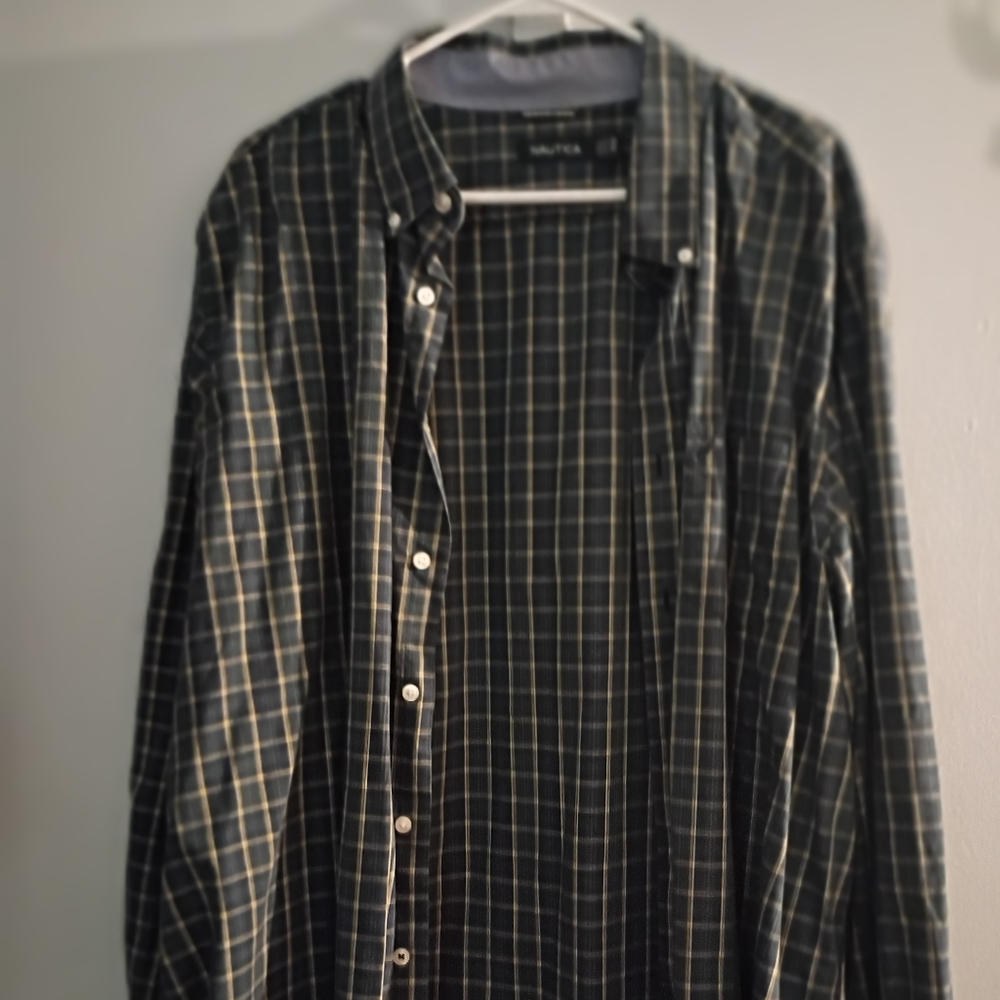 3 XL Nautica Plaid Button-Up Shirt